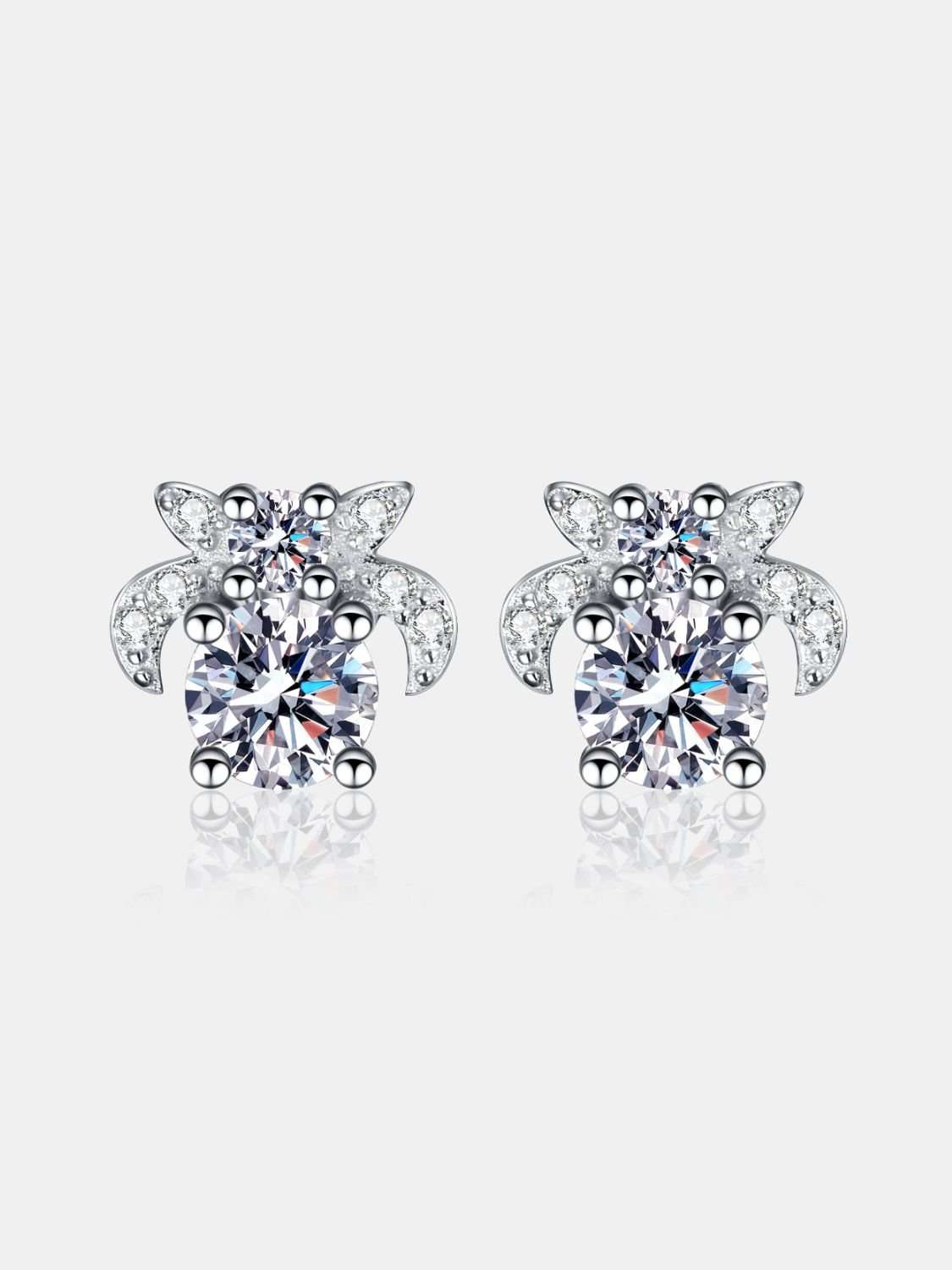 1 Carat Moissanite 925 Sterling Silver Stud Earrings displaying intricate design.