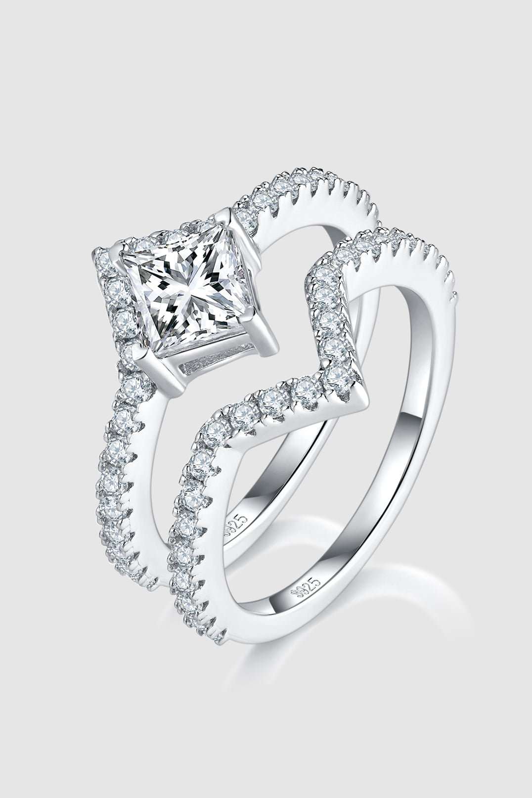 1 Carat Moissanite 925 Sterling Silver Double Layered Ring, elegant design.