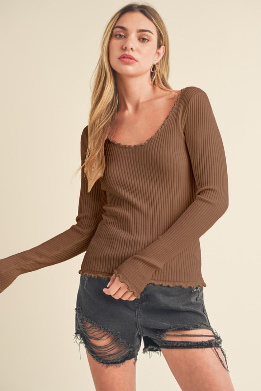 Aemi + Co Lettuce Hem Scoop Neck Long Sleeve Knit Top